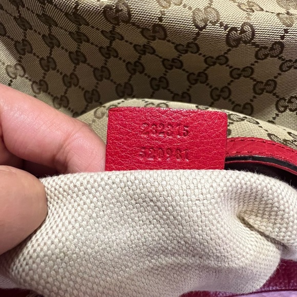Authentic Gucci Bamboo Shoulder Bag - Picture 13 of 15